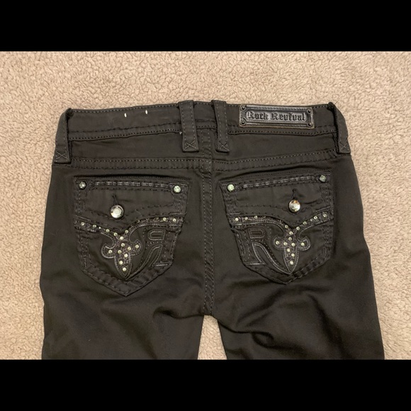 Rock revival jeans worn about 5 times - Picture 4 of 4